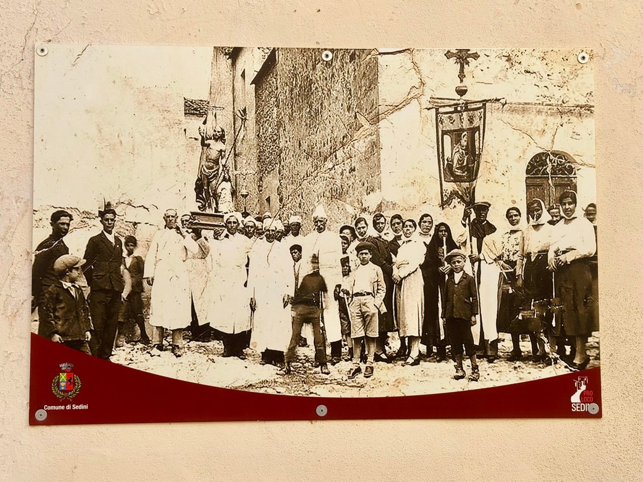 viele geschichtliche Bilder