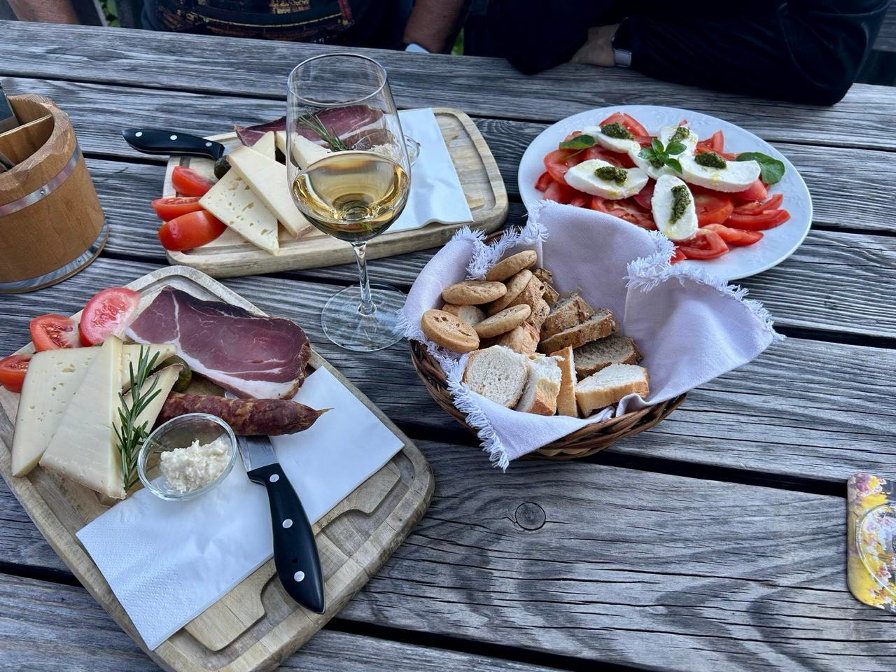 Brotzeit am Gummererhof