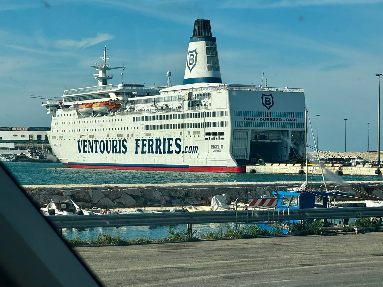 Die Fähre wartet schon