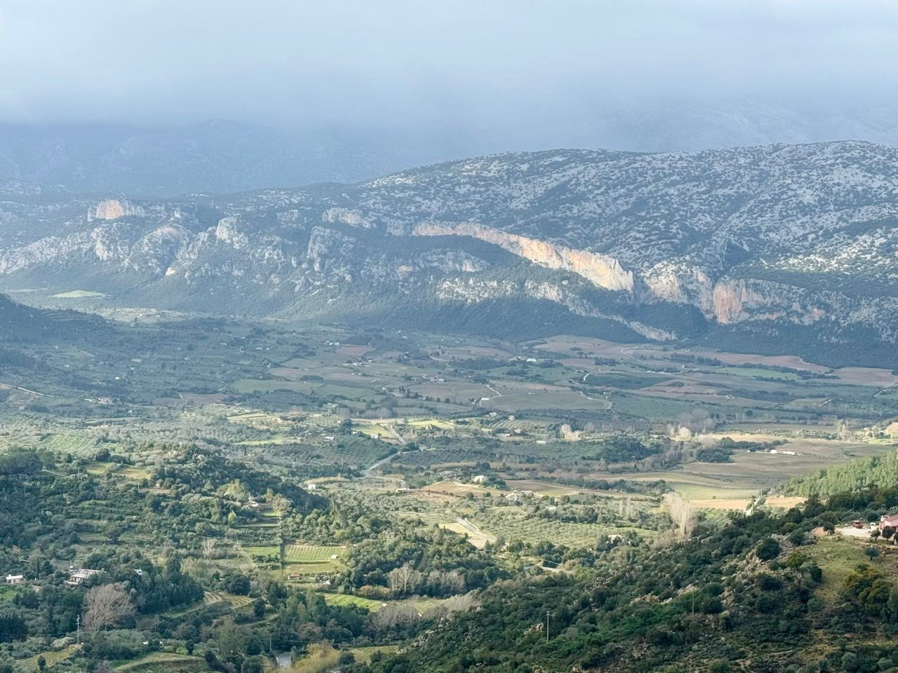 Wunderschöne Aussicht vom Pass