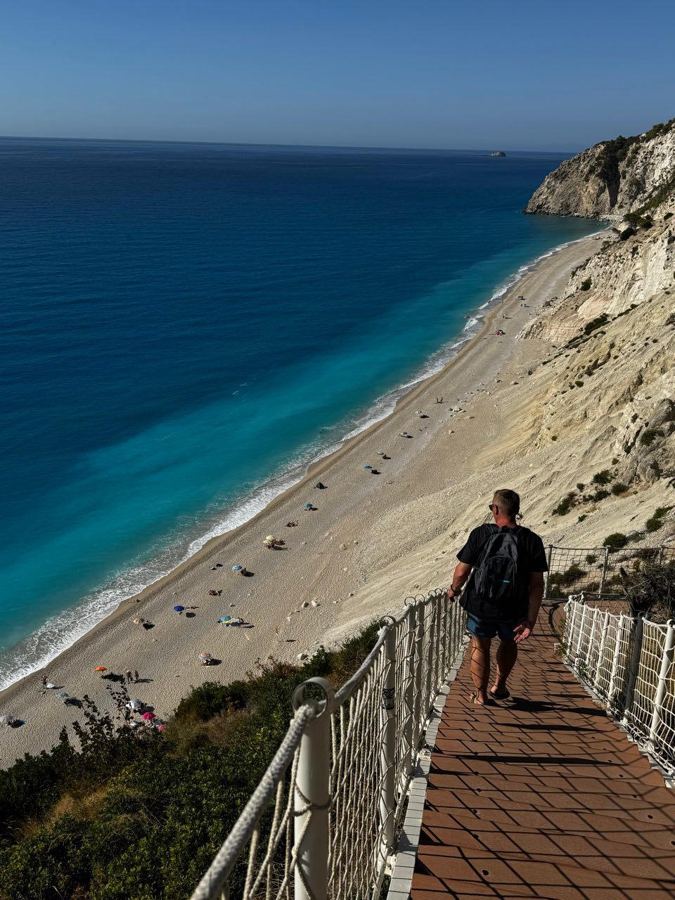 Egremi Beach mit vielen Treppen 
