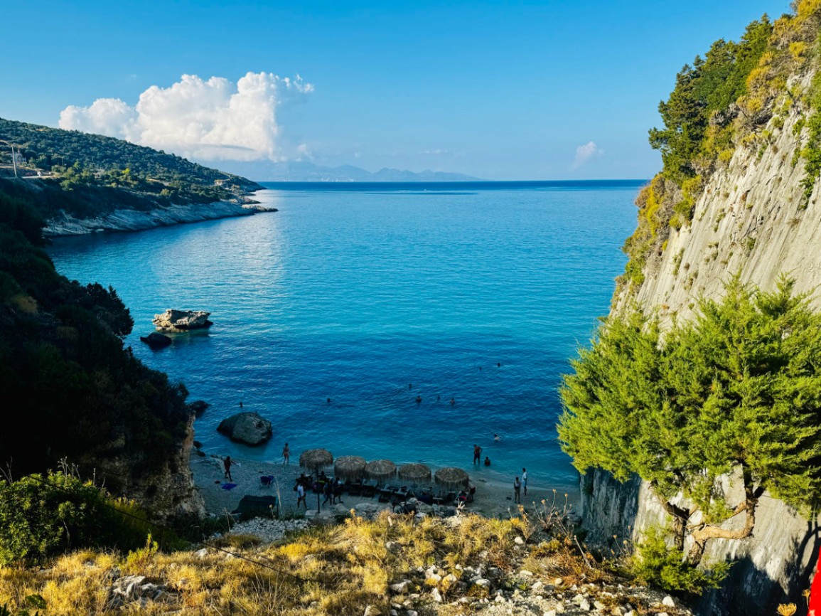 immer wieder kleine Badebuchten