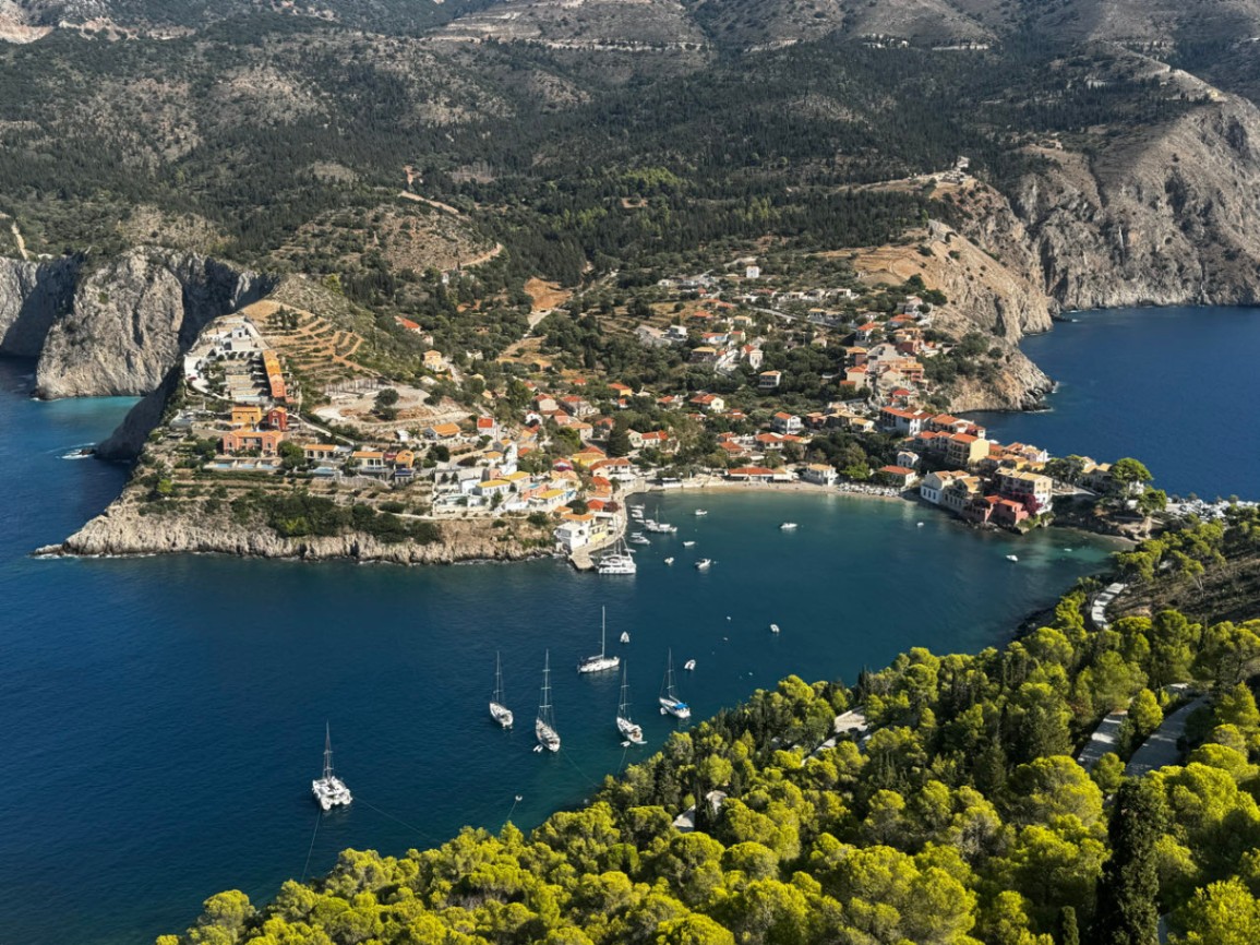 Blick auf Asos von der Burg 