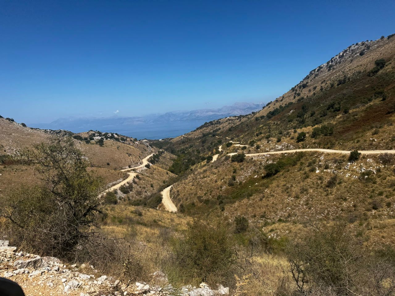 Straße auf den Pantokrator