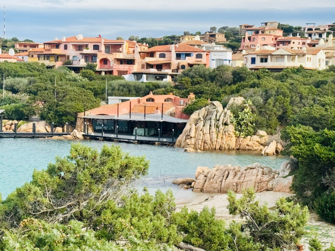 Ort der Reichen und Schönen