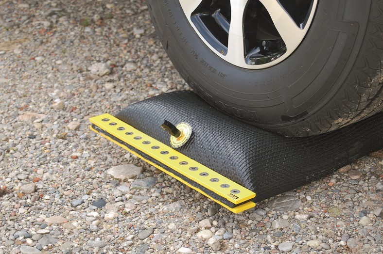 EMUK Luftkissen*by Der Freistaat